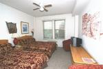 Mayflower Hotel - Image 5