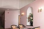 Grant Plaza Hotel - Image 8