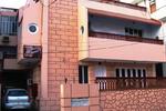 Karan's Guesthouse - Image 5