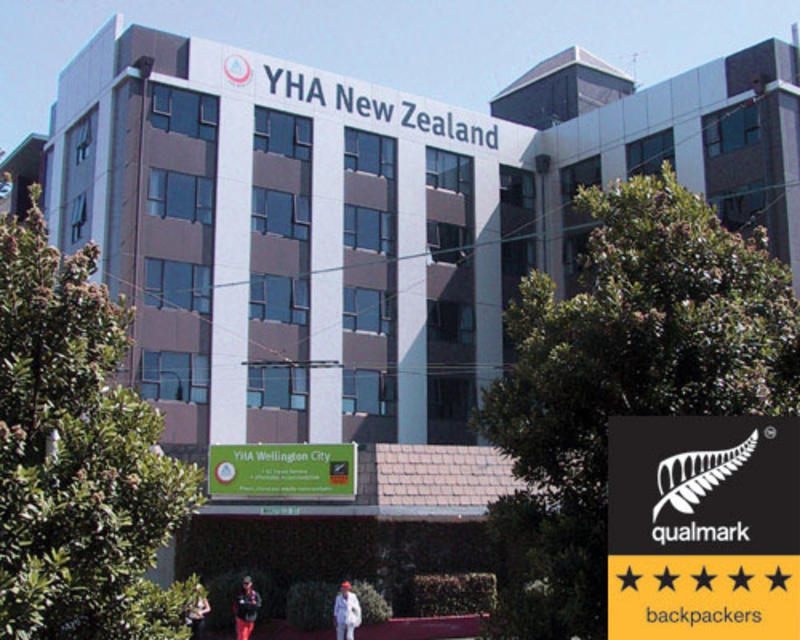 YHA Wellington City  0