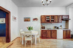 Old Town Apartment House - Image 4