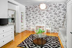 Old Town Apartment House - Image 7