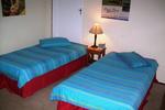 Jikeleza Lodge International Backpackers Hostel - Image 7
