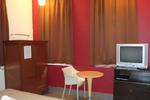 Number Eight Guesthouse - Image 6