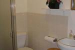 Camelot Inn & Hostel - Image 7
