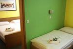 Youth Hostel Uni Hotel - Image 2