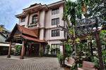 City River Hotel