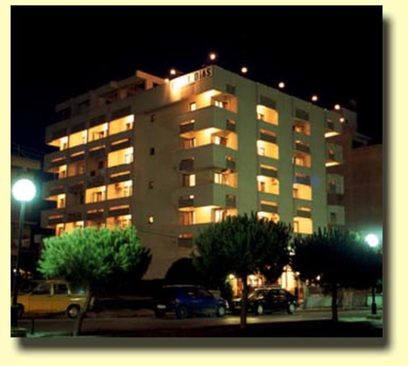 Dias Hotel  0
