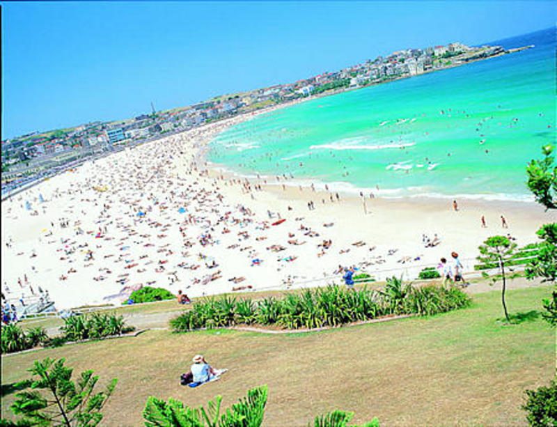 Lamrock Lodge on Bondi Beach  0