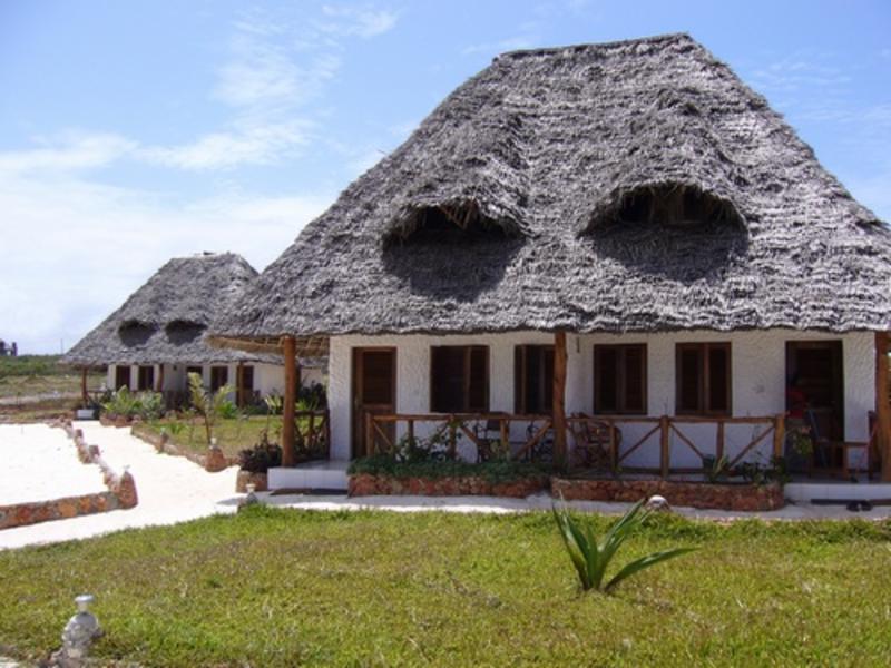 Tanzanite Beach Resort  0