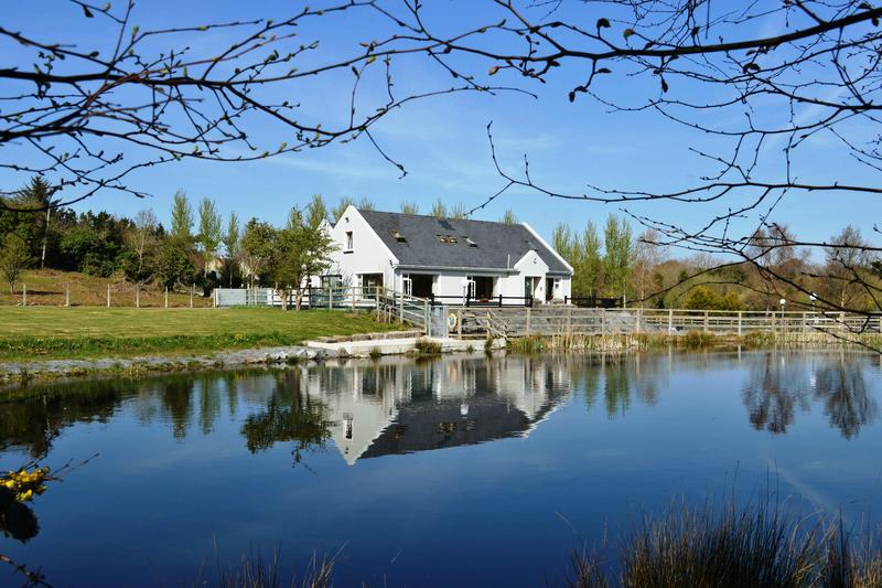 Oughterard Holiday Hostel & Angling Center  0