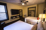 Broadway Hotel n Hostel - Image 9