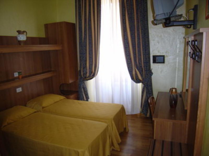 Hotel Mari