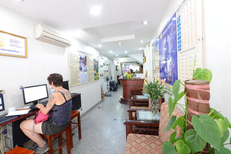 Little Hanoi Hostel Le Thai To  0