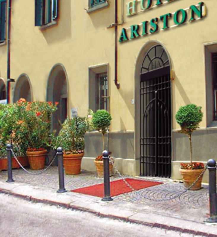 Hotel Ariston Livorno  0