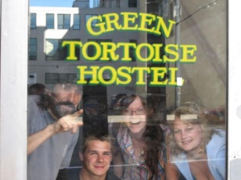 Green Tortoise Seattle Hostel  2