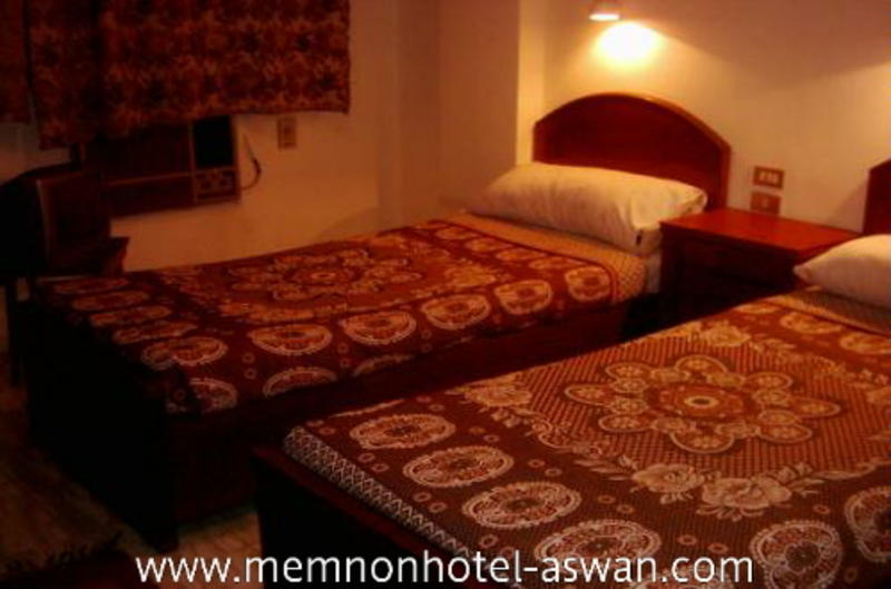 Memnon Hotel  2