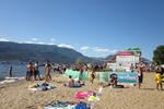 Kelowna - SameSun Backpacker Lodge - Image 2