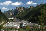 Pipaxi Hotel - Image 1