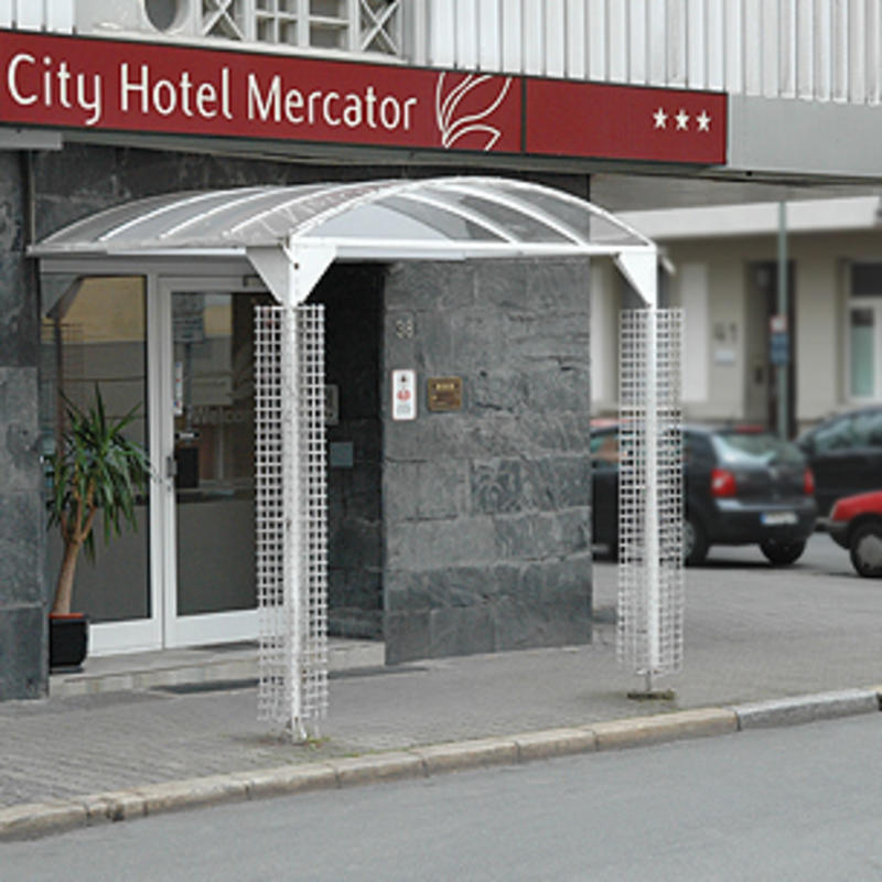 City Hotel Mercator  0