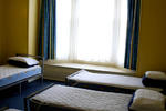 Glenelg Beach Hostel - Image 3