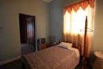 Travellers Inn - Image 9