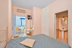 Dina's Place - Image 5