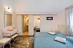 Dina's Place - Image 9