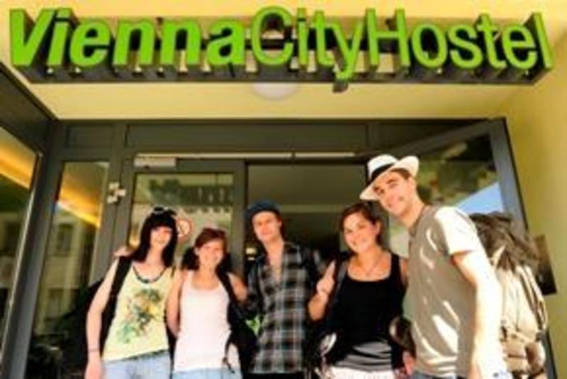 Vienna City Hostel  0