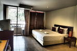 Karon Living Room Hotel - Image 1