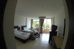 Karon Living Room Hotel - Image 2
