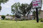 Sea Rock Inn - Image 1