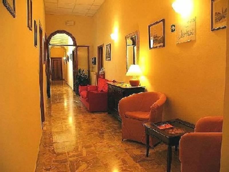 Hotel Marine