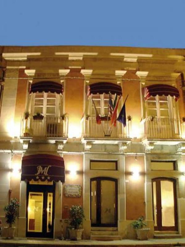 Hotel Mediterraneo  0