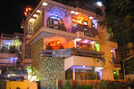 Hotel Pearl Palace - Image 1