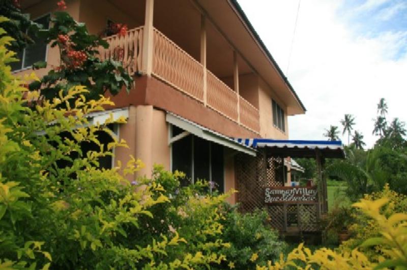 Samoa Village Hostel  0