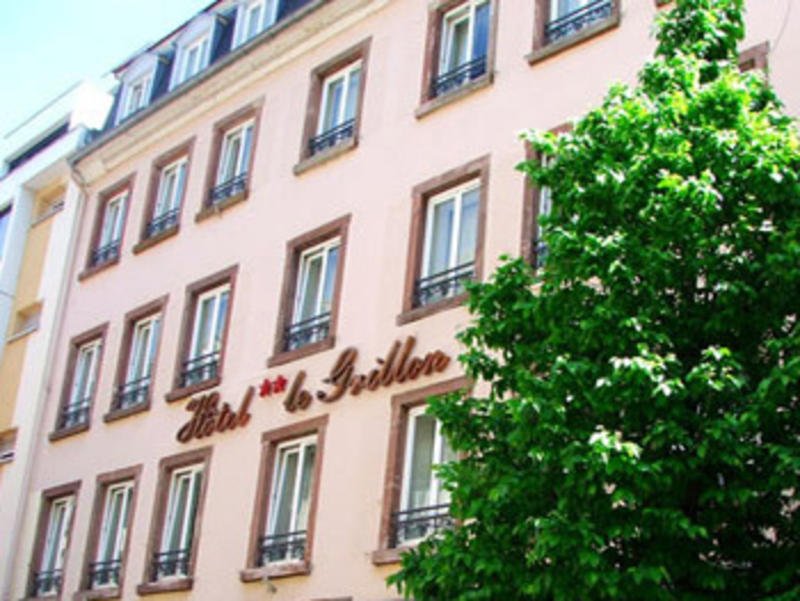 Hotel Le Grillon  0