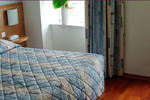 Hotel Le Grillon - Image 2