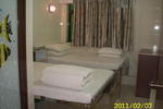 Maple Leaf Guesthouse - Image 3