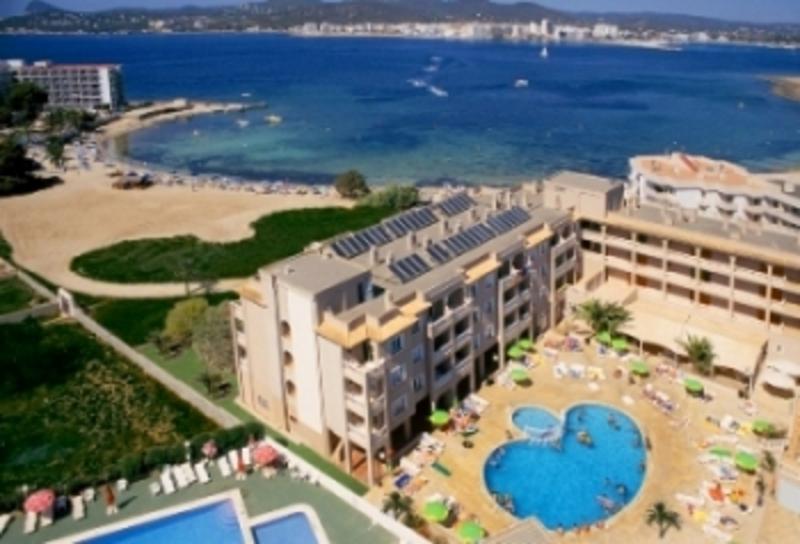 Apartamentos Calas de Ibiza  2