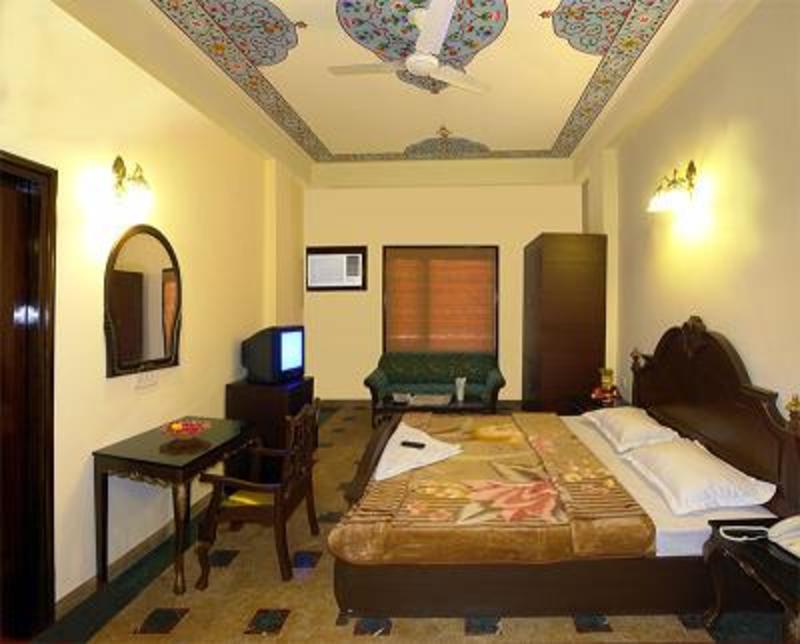 Hotel Amer View  (Jaipur)  3