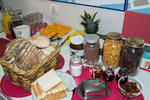 Alfama Patio Hostel - Image 2