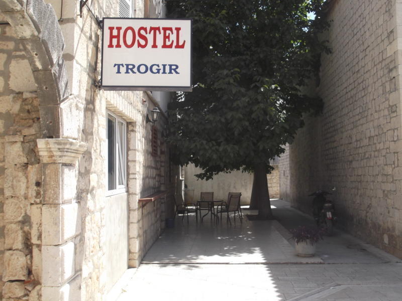 Hostel Trogir  0