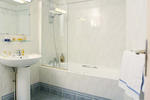 Hotel Innova - Image 10