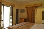 Little Garden Hotel - Image 4