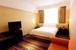 Panda Hotel - Image 4