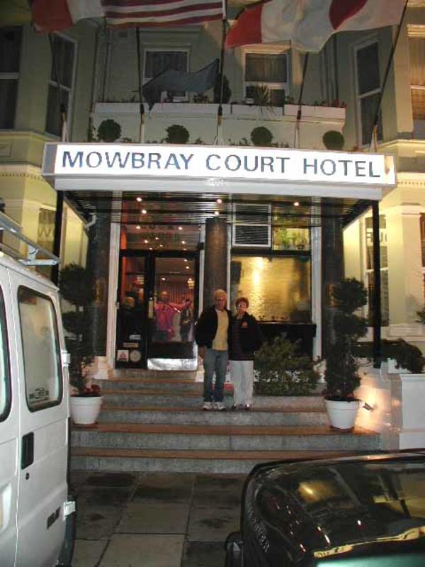 Mowbray Court Hotel  0