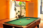 Singer109 - Backpacker Apartment Hostel - Image 9