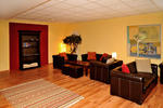 Singer109 - Backpacker Apartment Hostel - Image 10