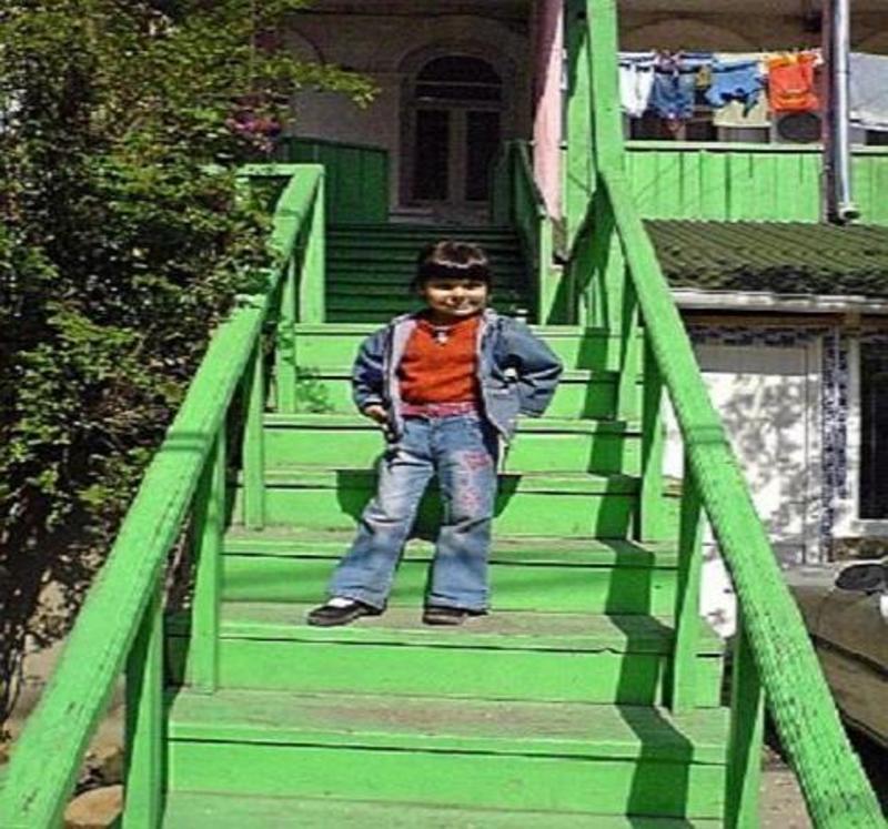 Green Stairs  0